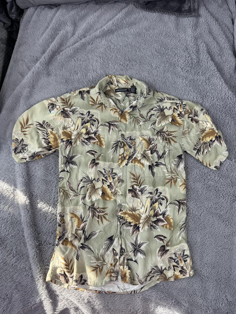 Pierre Cardin Shirt Mens Small Green Tropical Short Sleeve Hawaiian Button Up